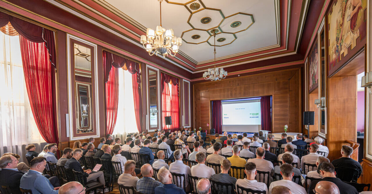 Immobile AGM with record attendance. Three companies with dividends